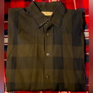 Long sleeve dress shirt, fits like a slim fit medium